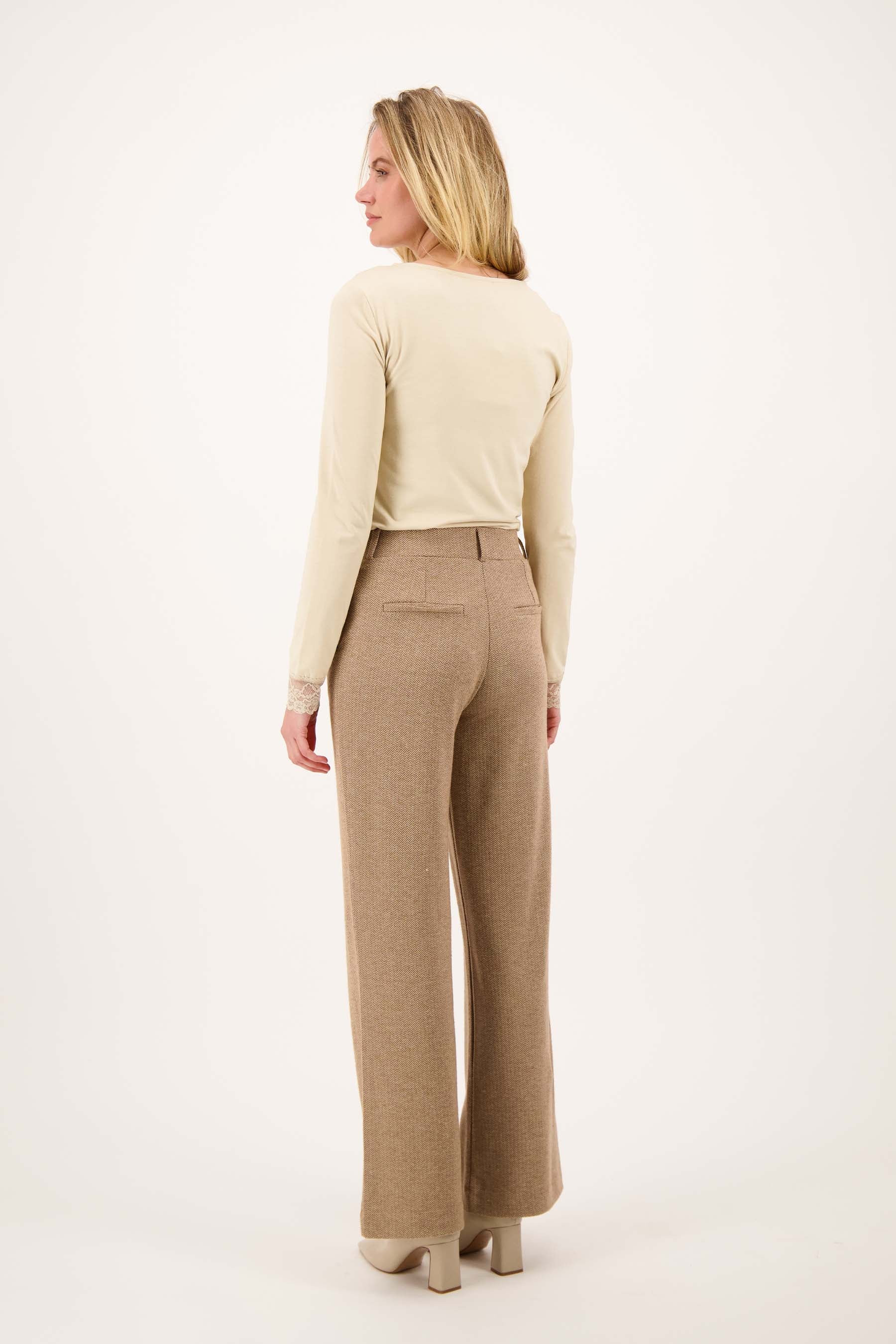 Zusss | Visgraat broek met stretch beige