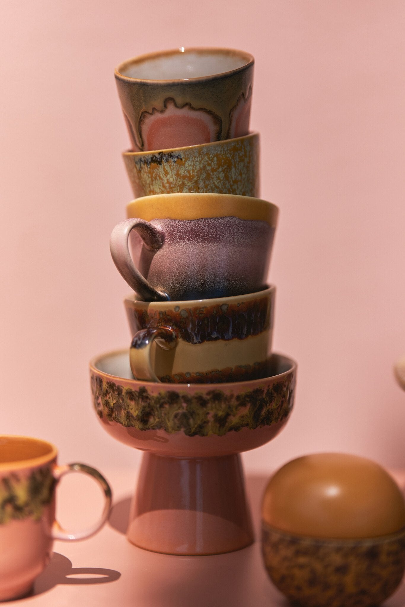 HK Living | 70's servies cappuccinomok Cliffs