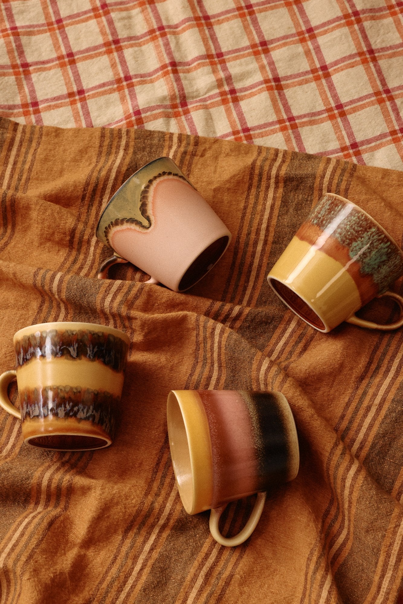 HK Living | 70's servies cappuccinomok Cove