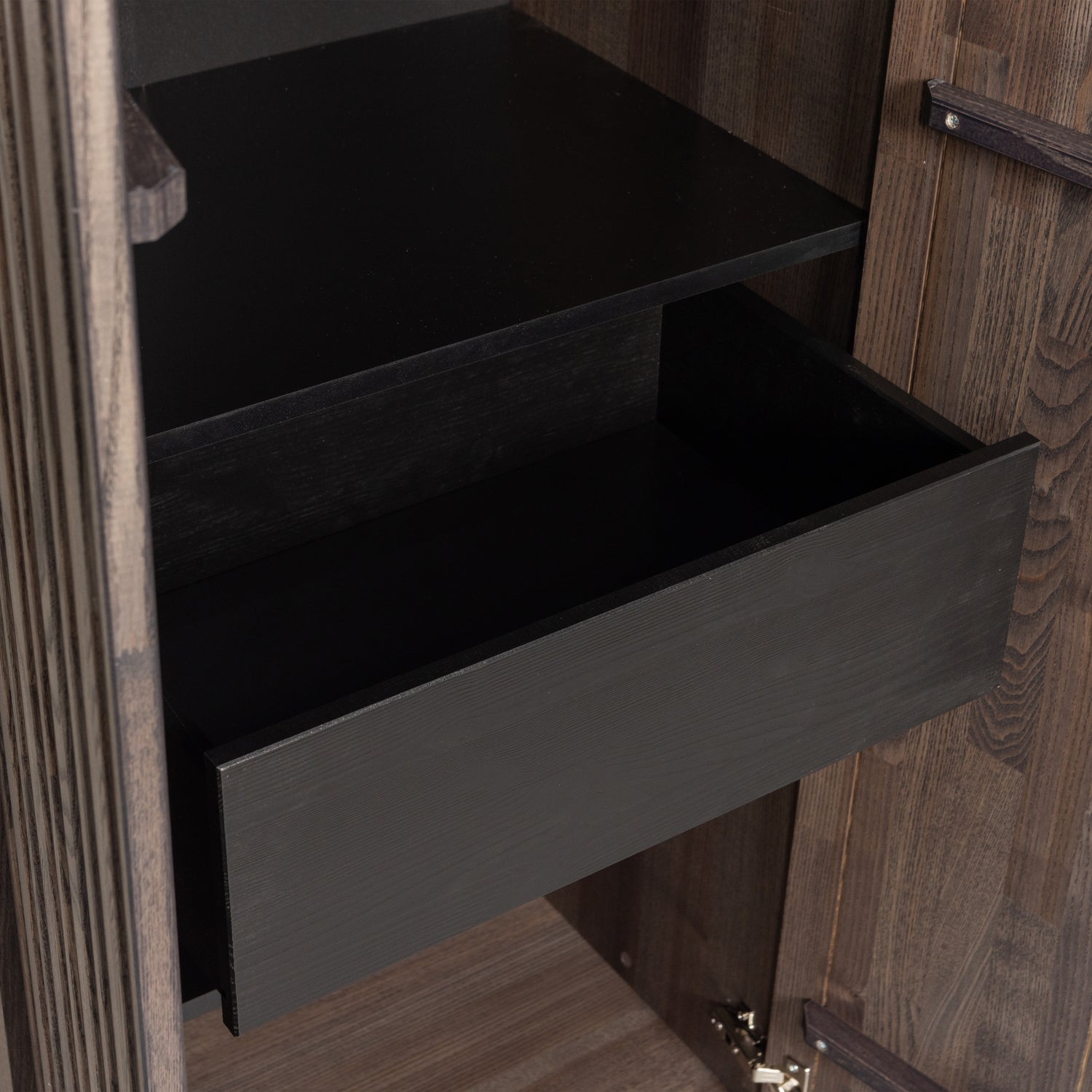 Woood | Hoge kast Gravure espresso