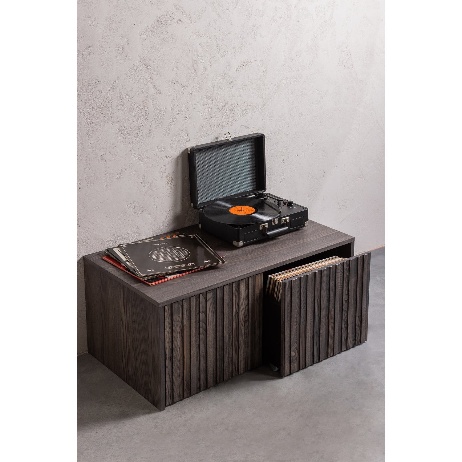 Woood | Kistbank Gravure espresso