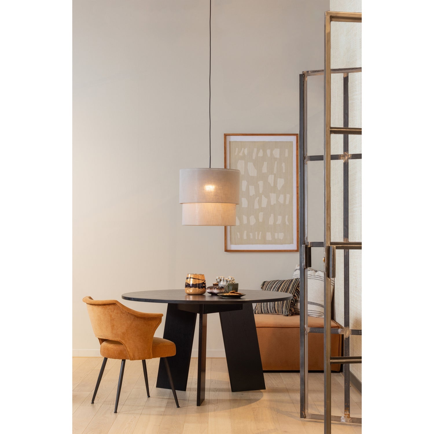 Woood | Ronde eettafel Rhonda 130cm diepzwart
