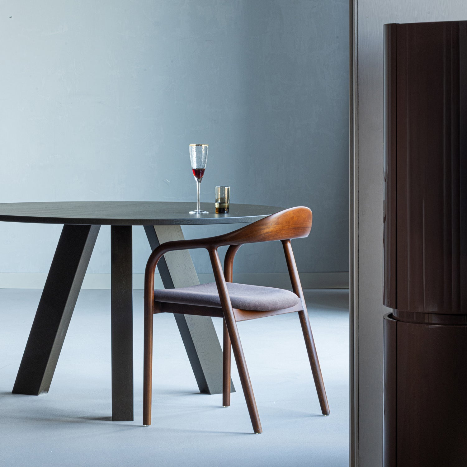 Woood | Ronde eettafel Rhonda 130cm middenbruin