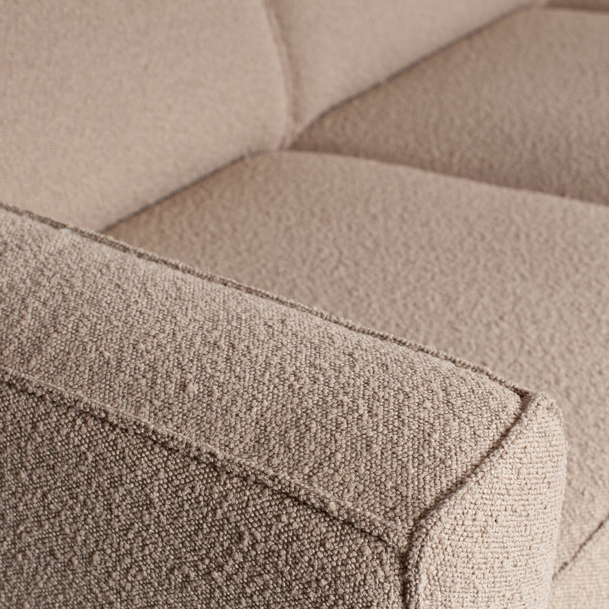 Woood | 3-zits bank Statement 230cm boucle beige SHOWMODEL