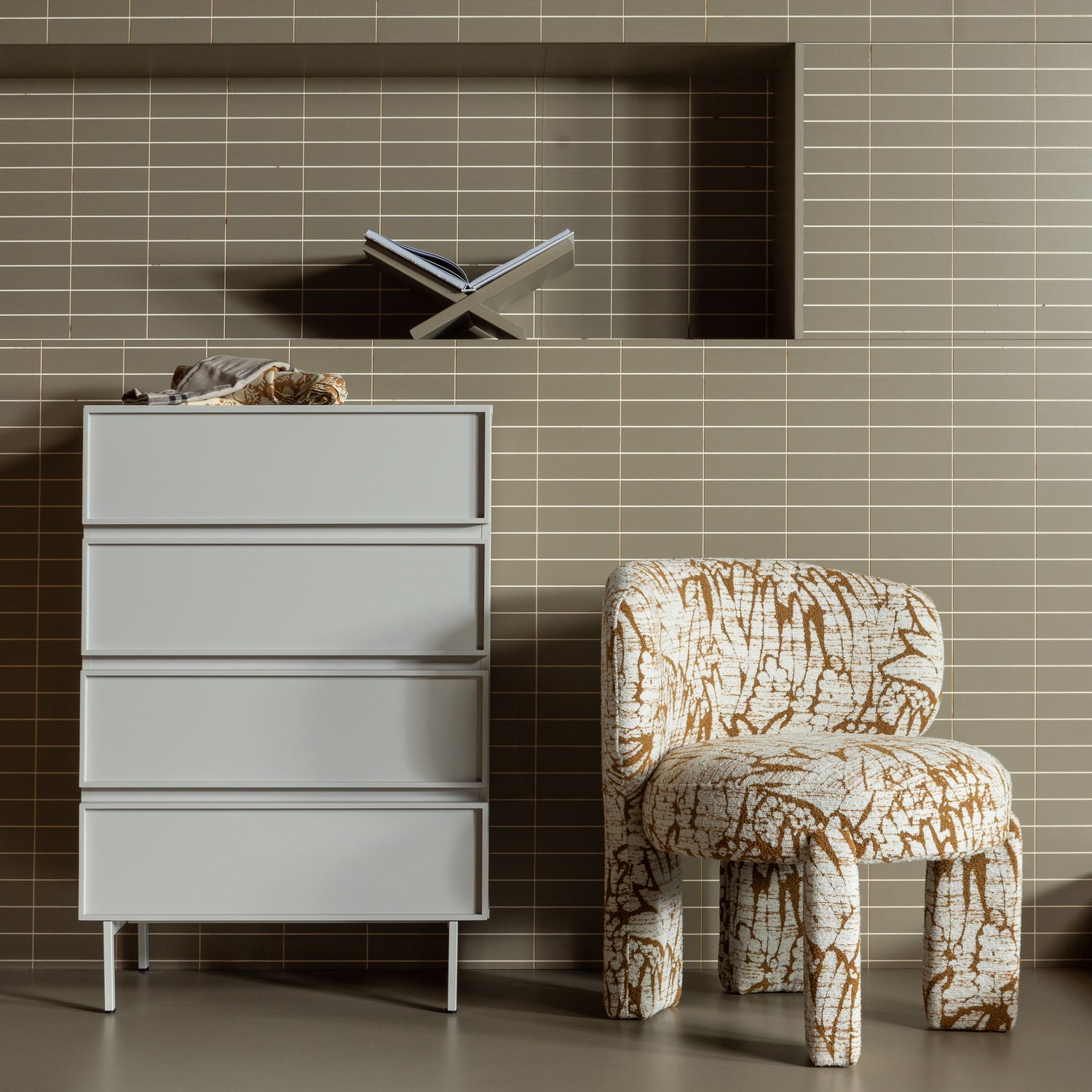 Woood | Fauteuil Upke met dessin naturel/bruin