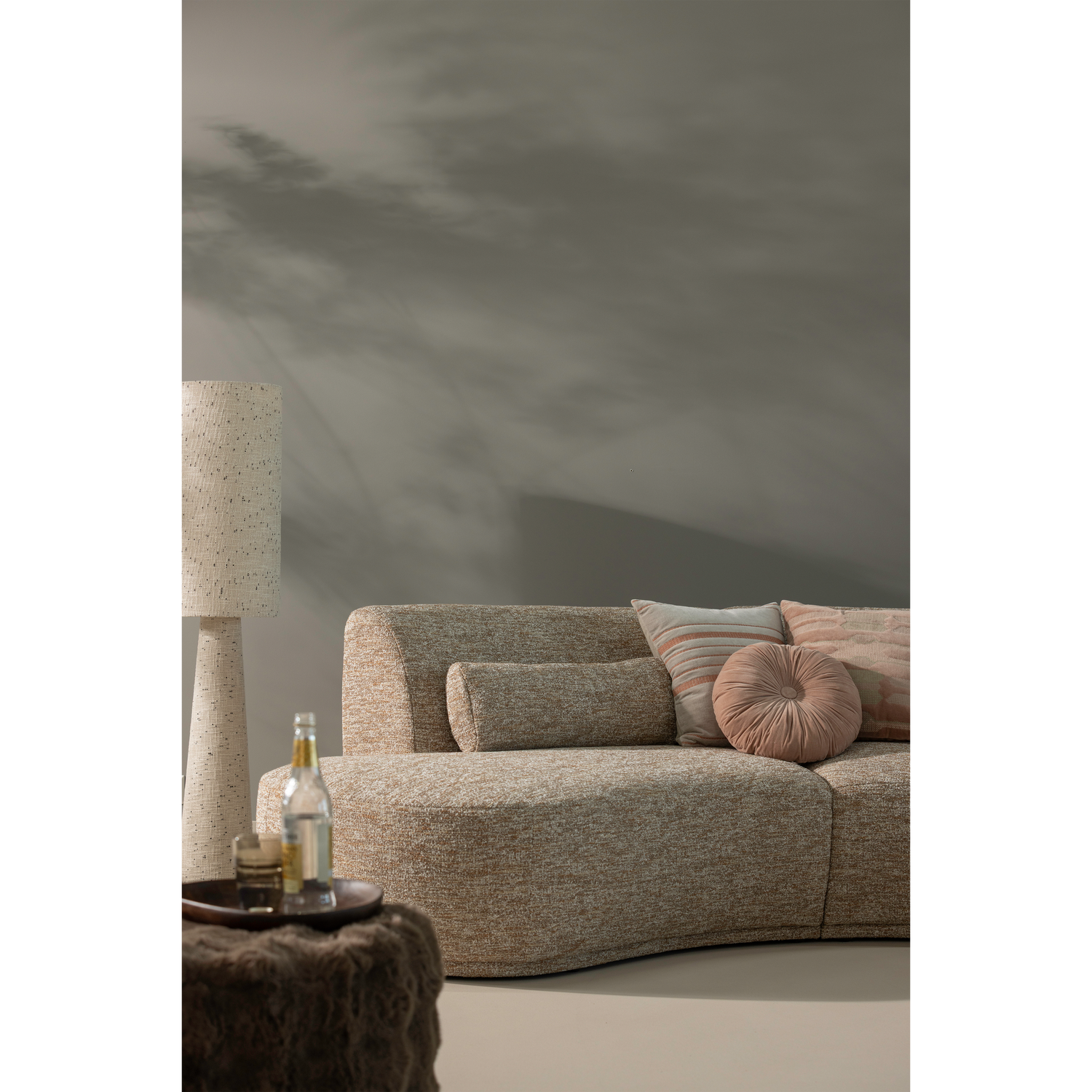 Woood | Ronde bank Batavier 6-zits zand melange