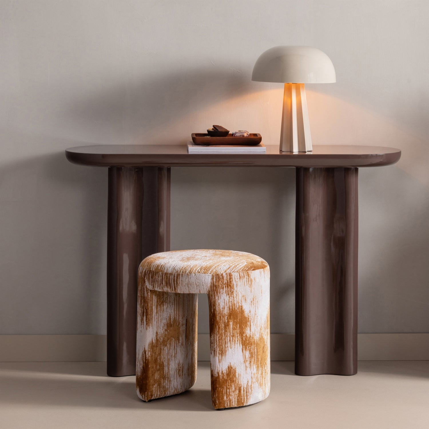 Woood | Tafellamp Virel metaal hoogglans lichtgrijs