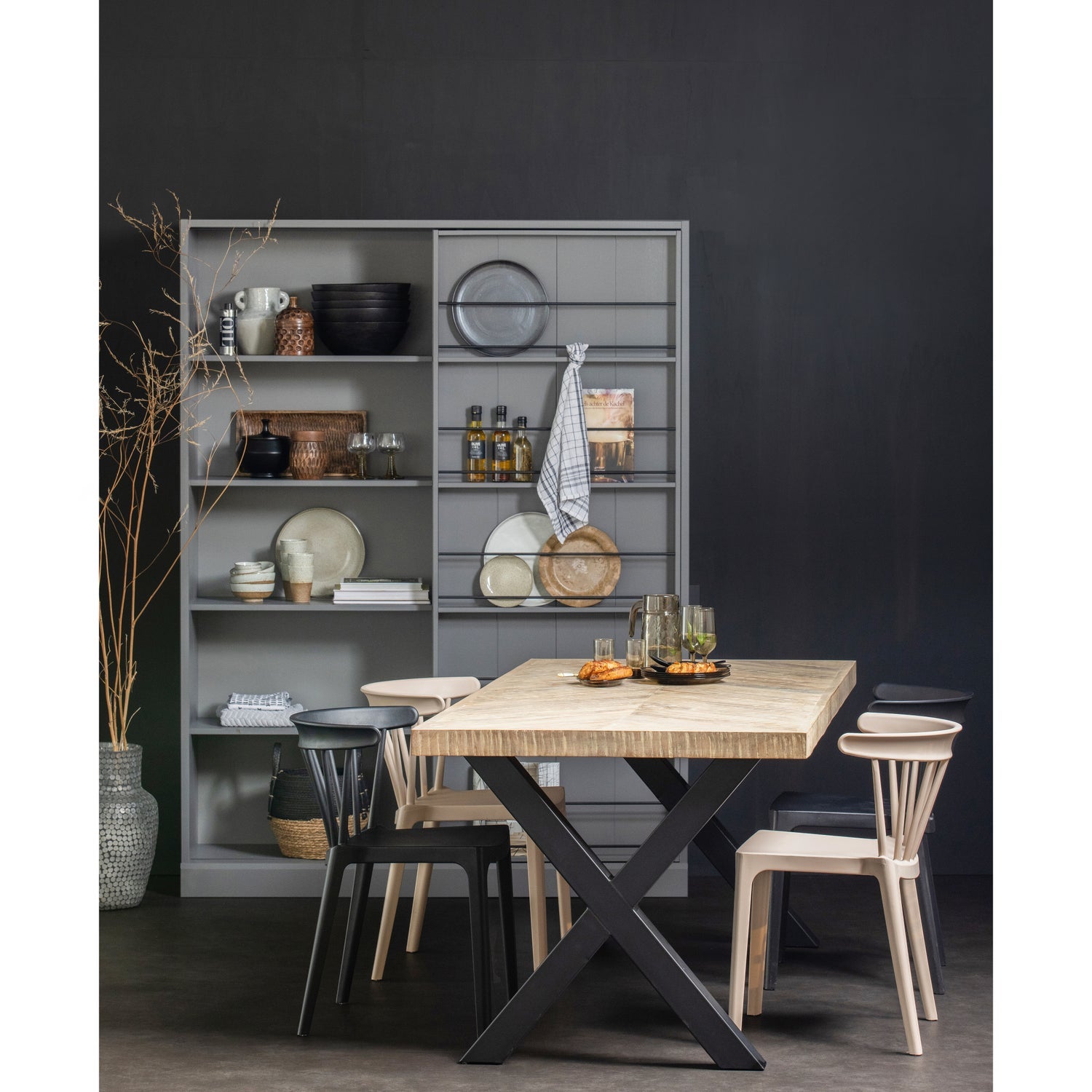 Woood | Tuinstoel Bliss met spijlen zwart (set van 2)