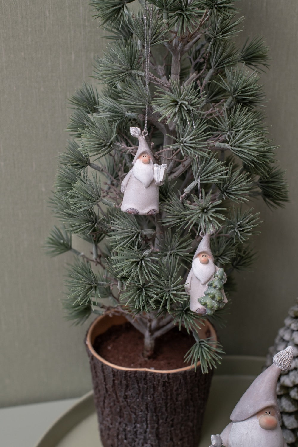 Home Society | Deco Santa's Helper greige S assorti