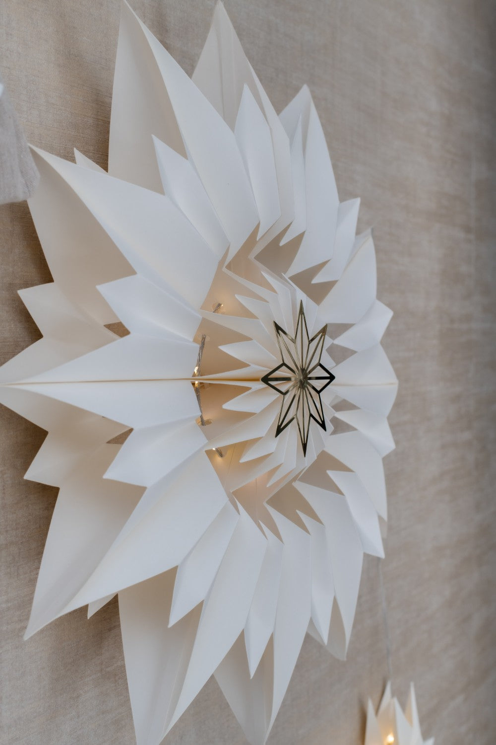 Home Society | Plafondlamp papieren ster Rid L LED