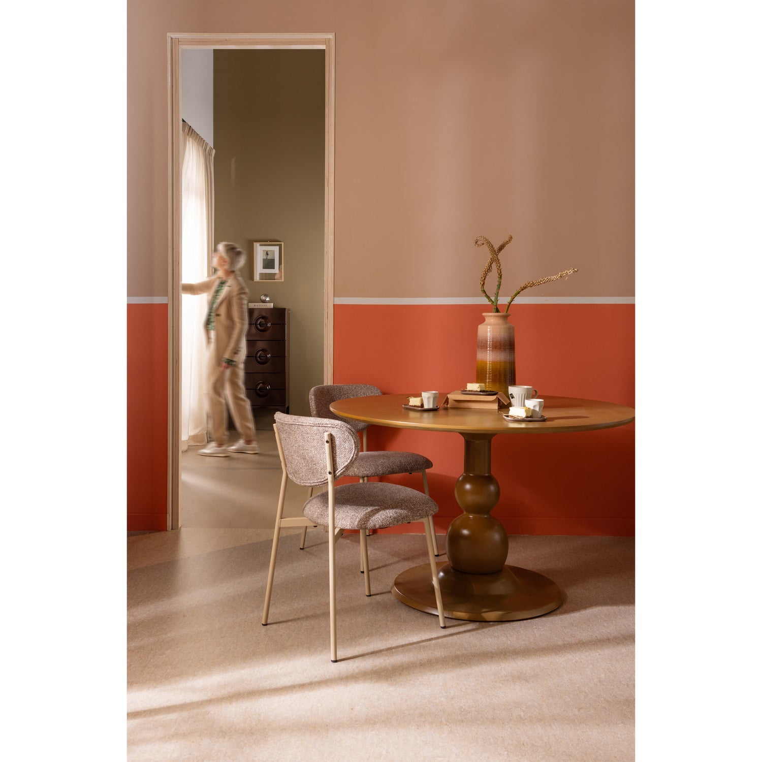 Woood | Ronde eettafel Blanco 120cm honinggeel