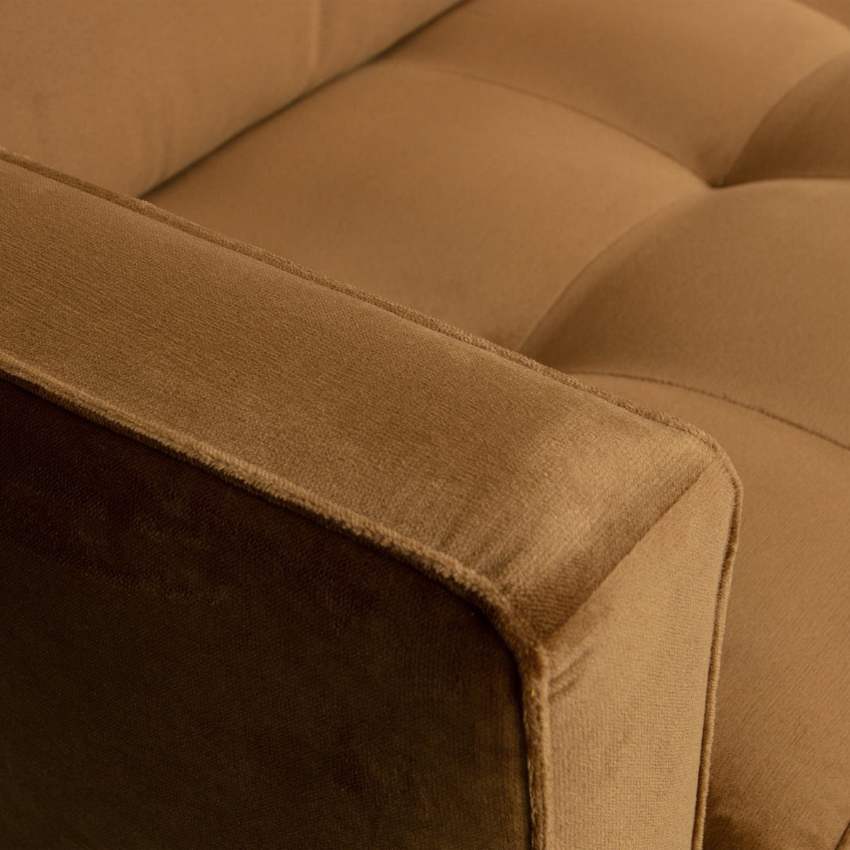 Woood | Fauteuil Rodeo classic velvet honinggeel