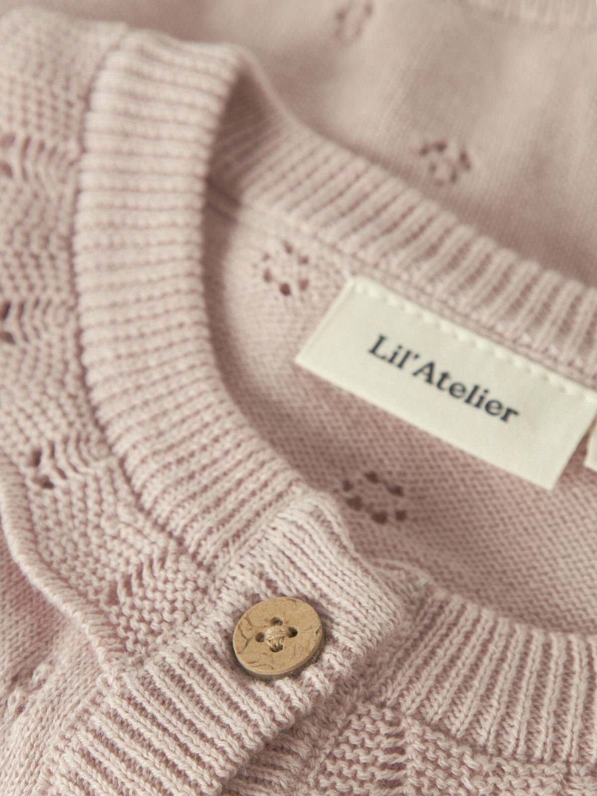 Lil Atelier | Vestje Dorina peach whip
