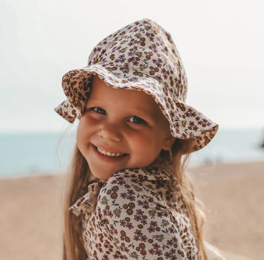 Salted Stories | Zonnehoedje Sparkly Flower Bombay Brown