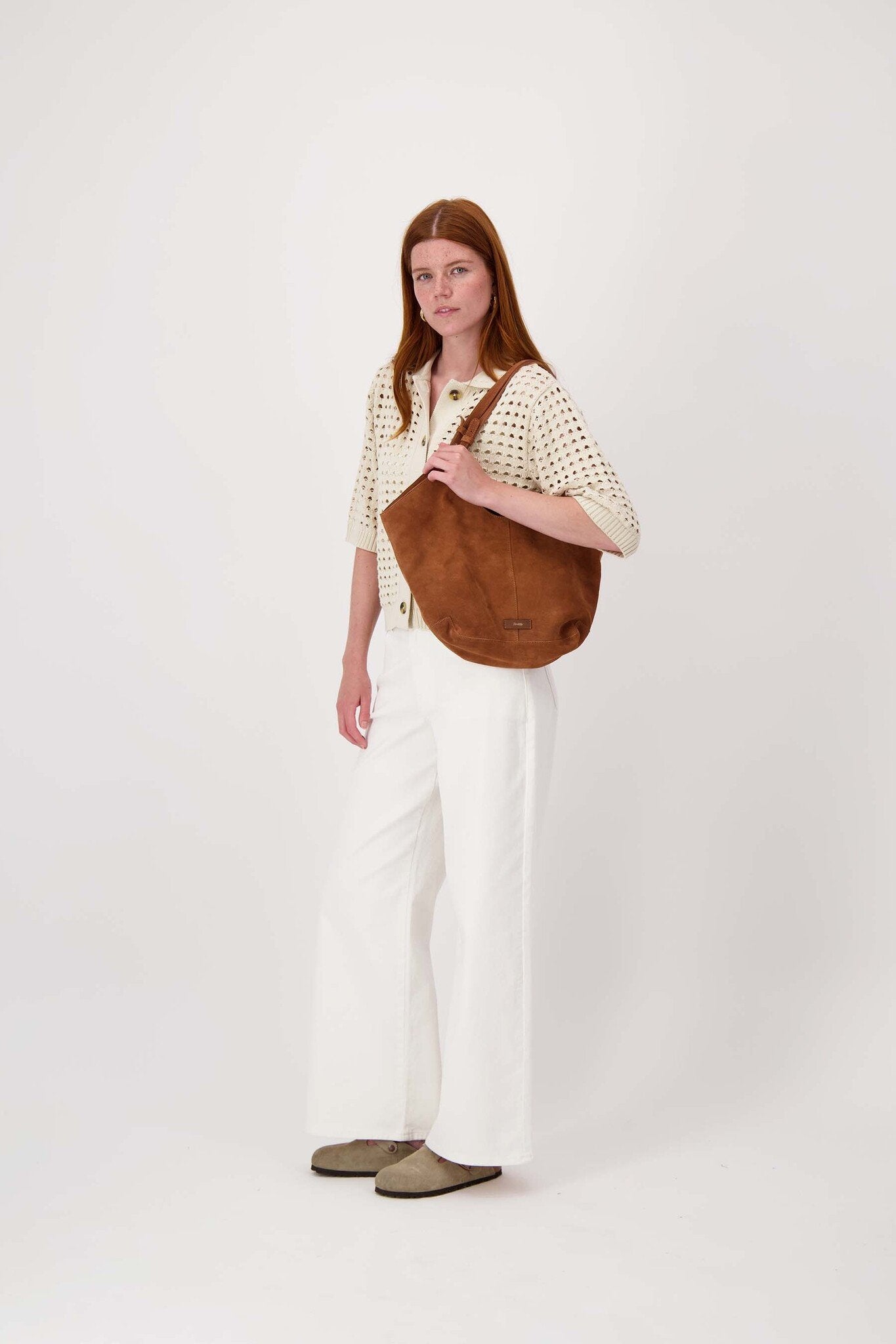 Zusss | Suede handtas met logo