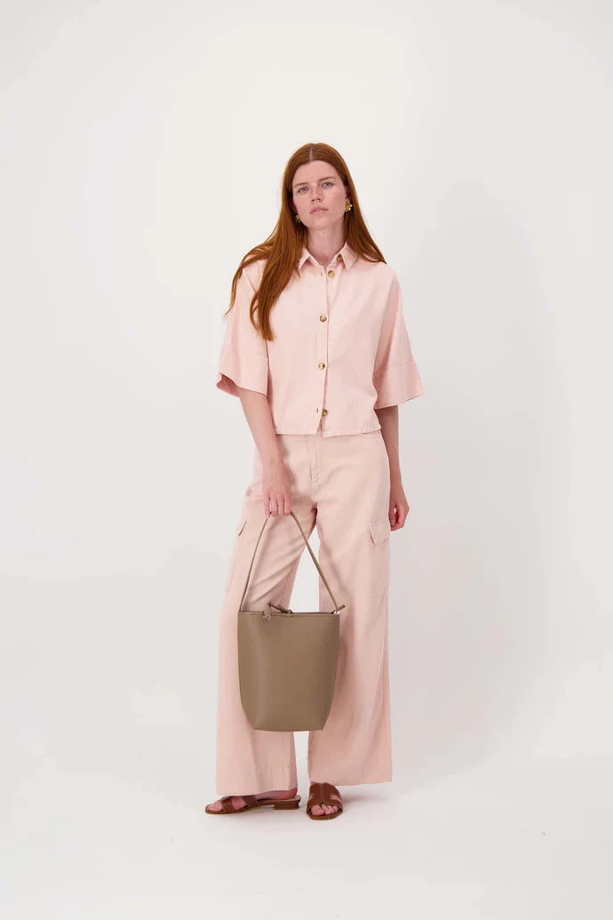 Zusss | Bucket bag donker zand
