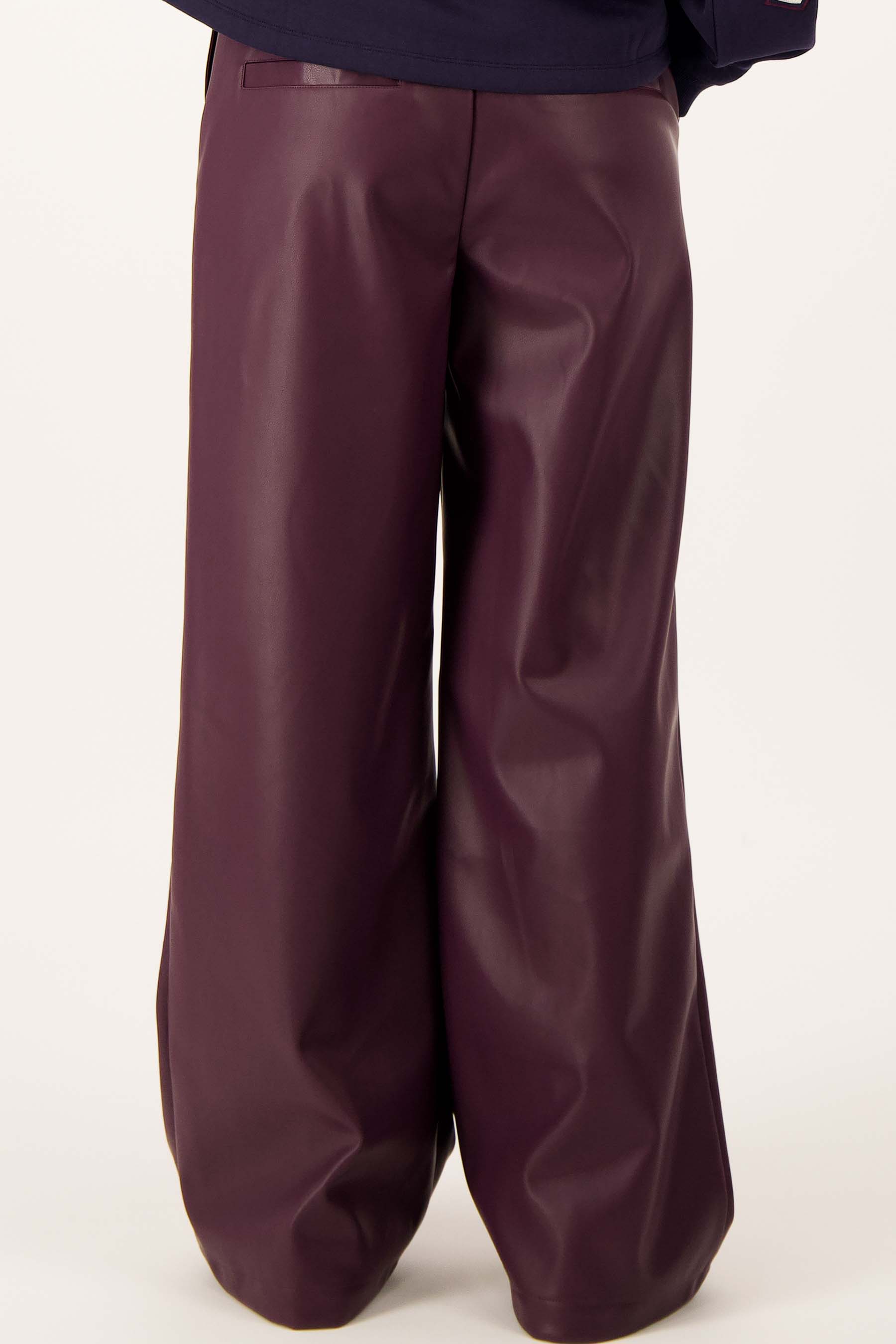 Zusss | Wijde broek PU bordeaux
