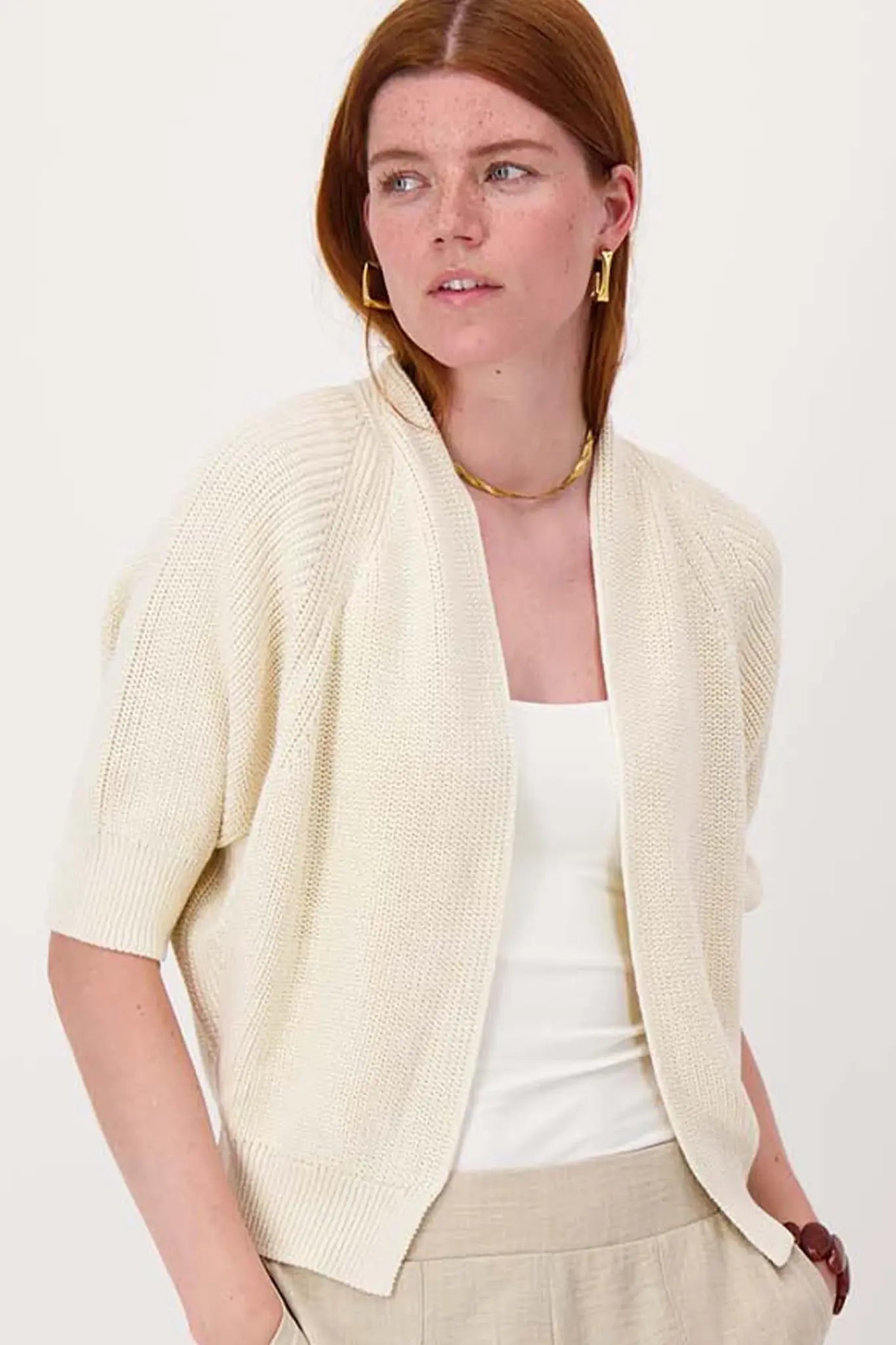 Zusss | Vest met vleermuis mouwen met hart broche