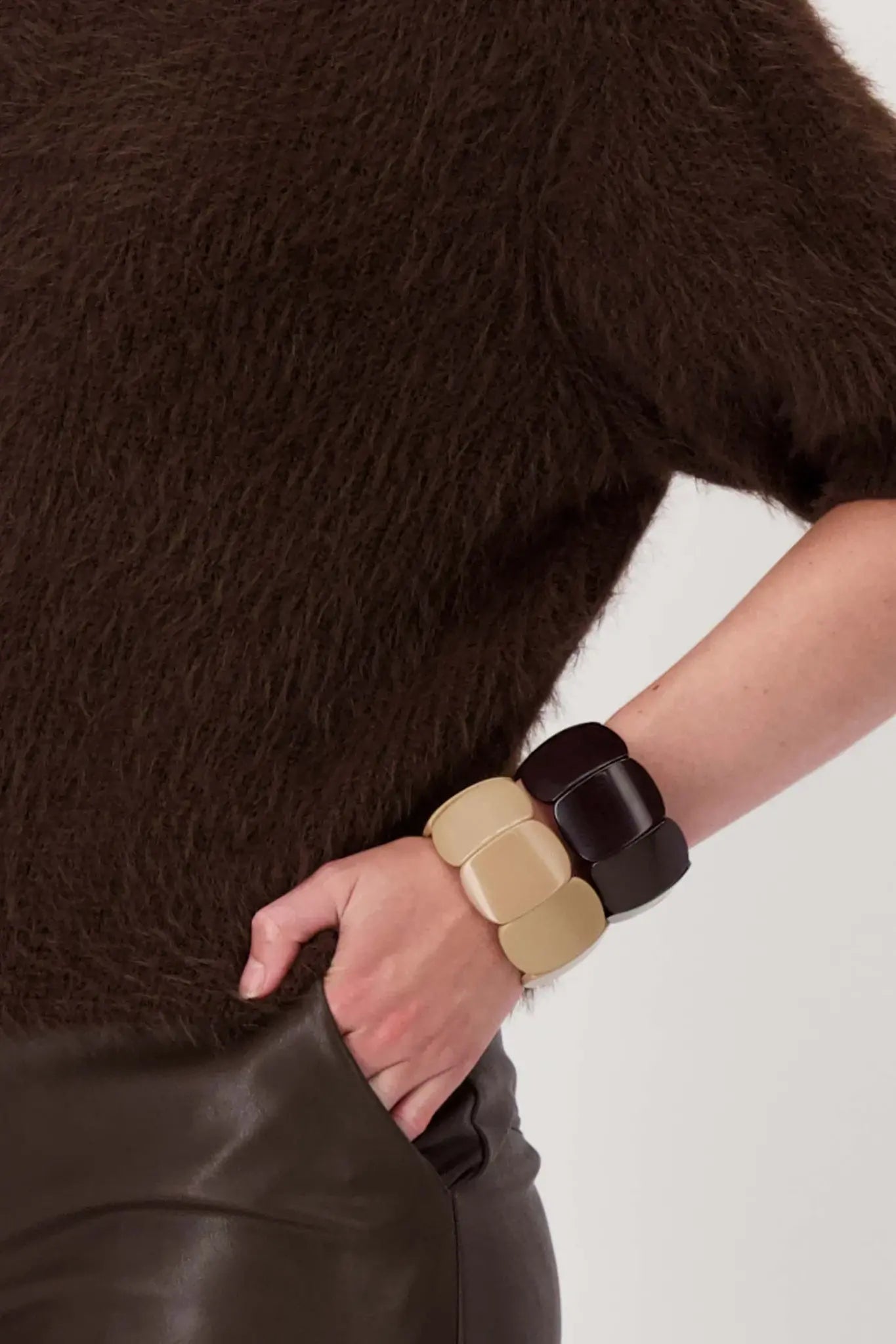 Zusss | Armband brede kralen chocoladebruin