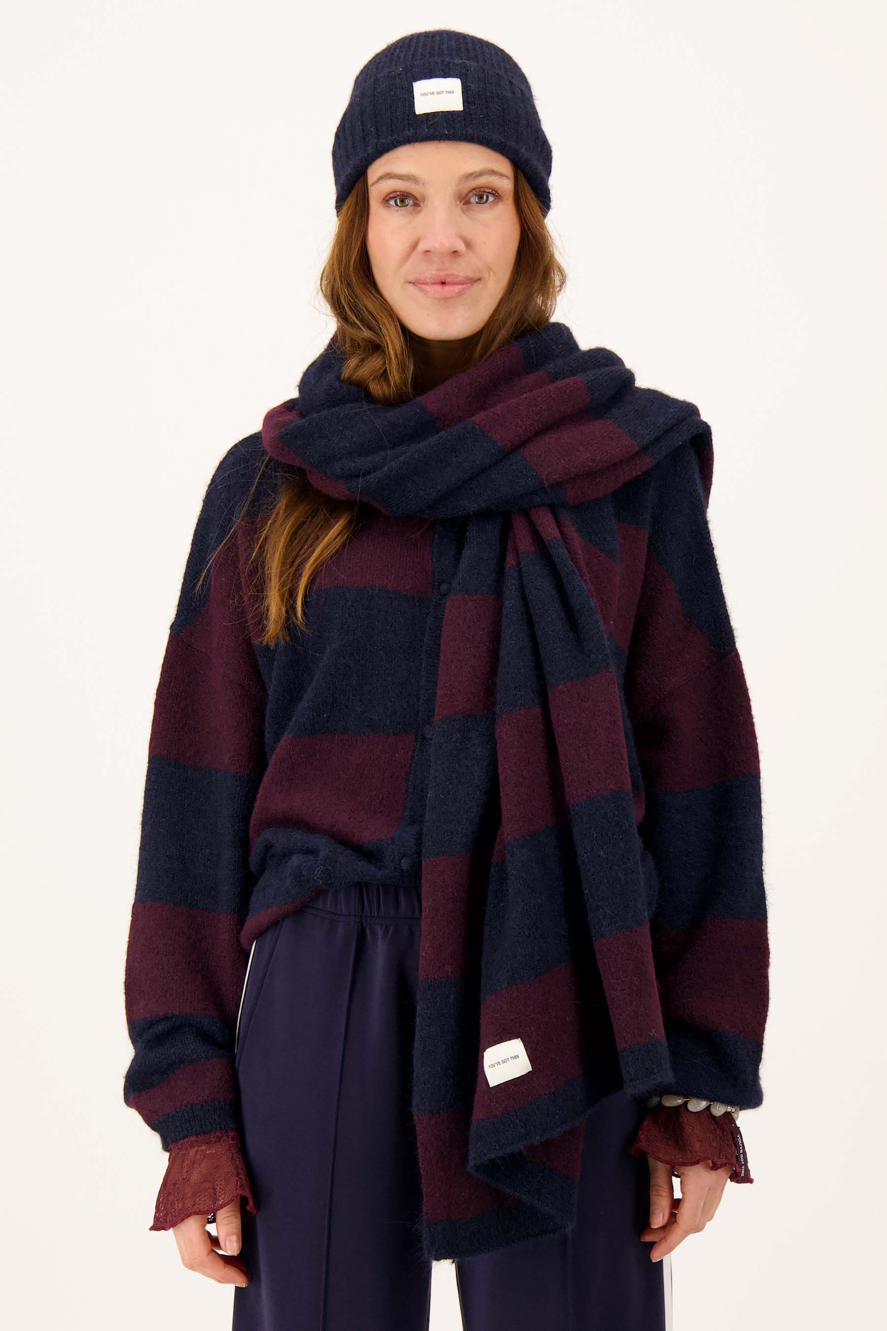 Zusss | Gestreepte sjaal donkerblauw / bordeaux