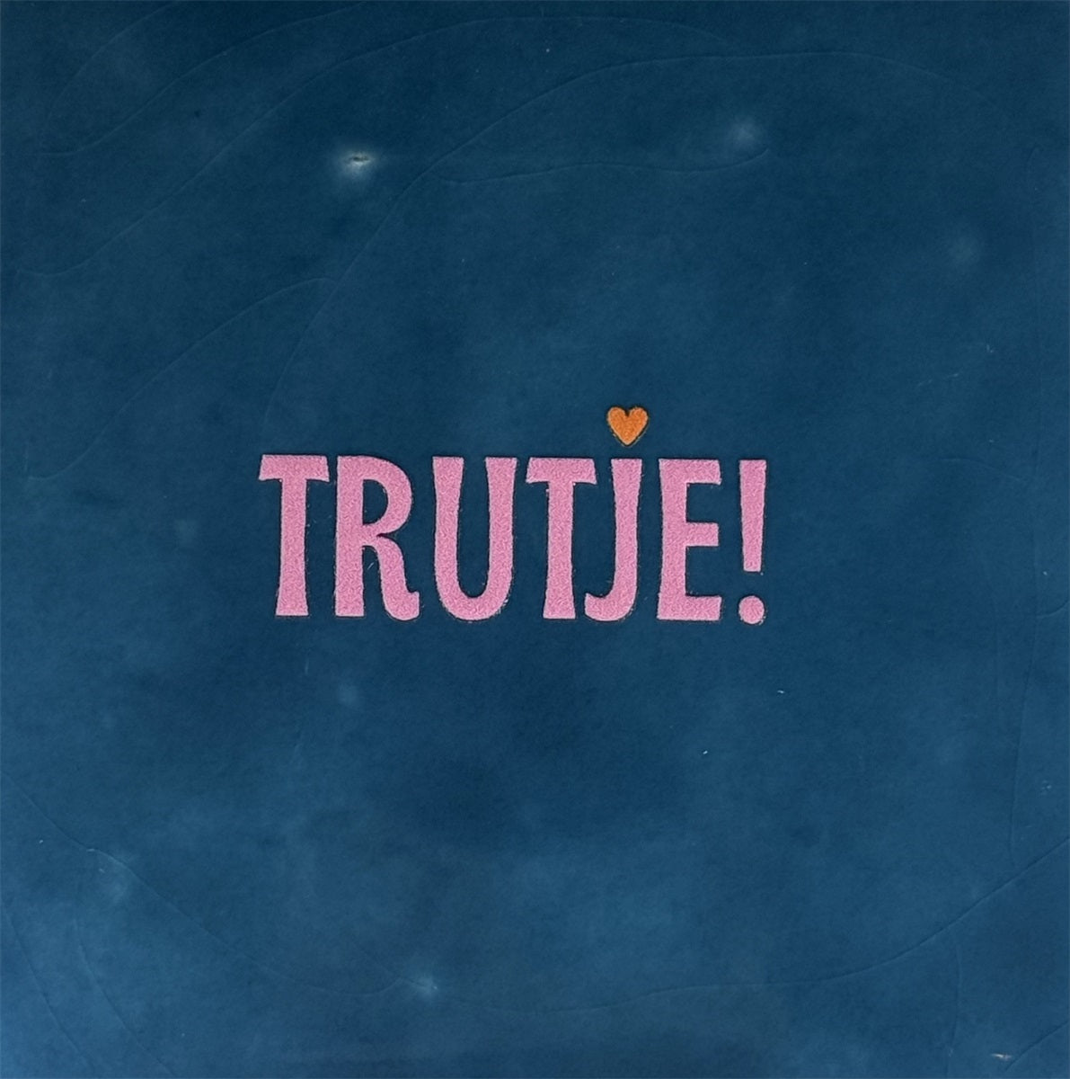 Yett | Tegeltje blauw Trutje roze