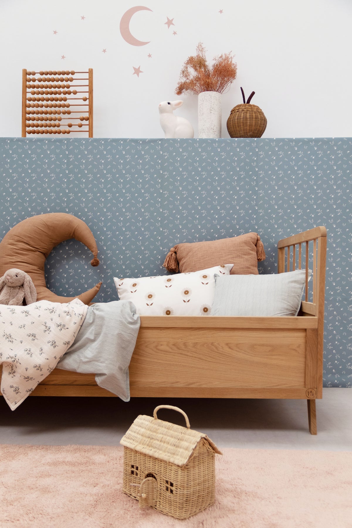 Bibelotte | Behang Bloemenzee klein denimblauw