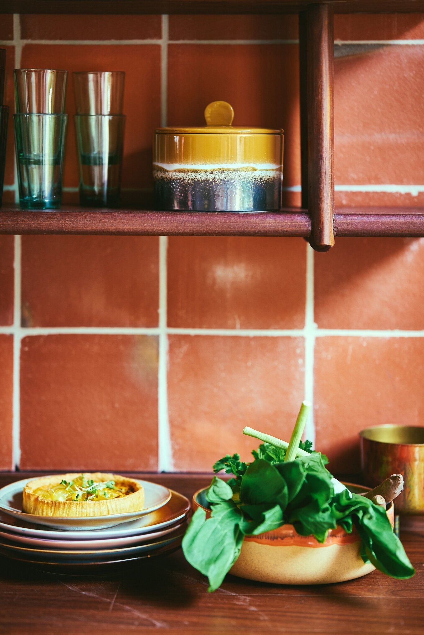 HK Living | 70's servies saladeschaal Shore