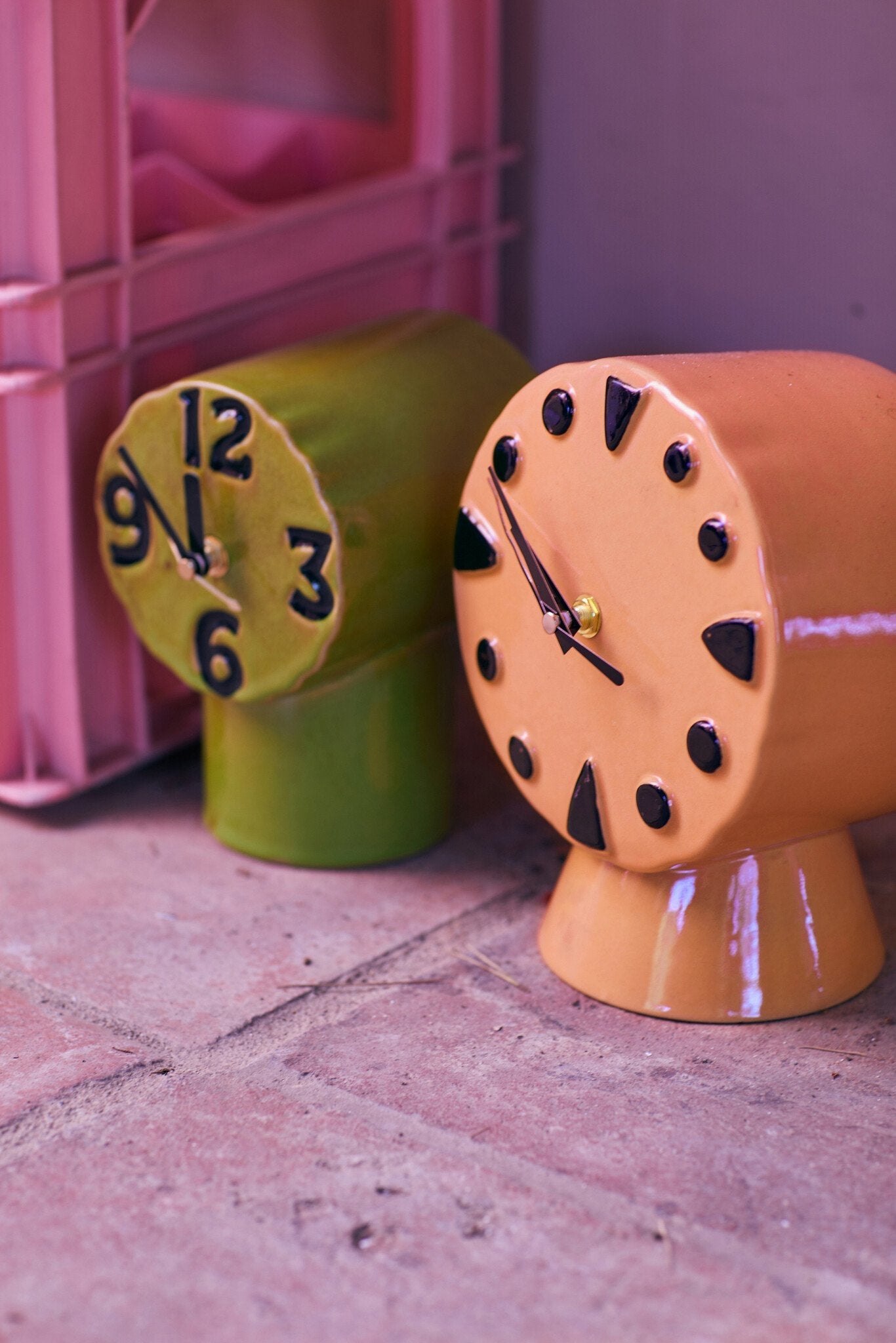 HK Living | Retro clock peach