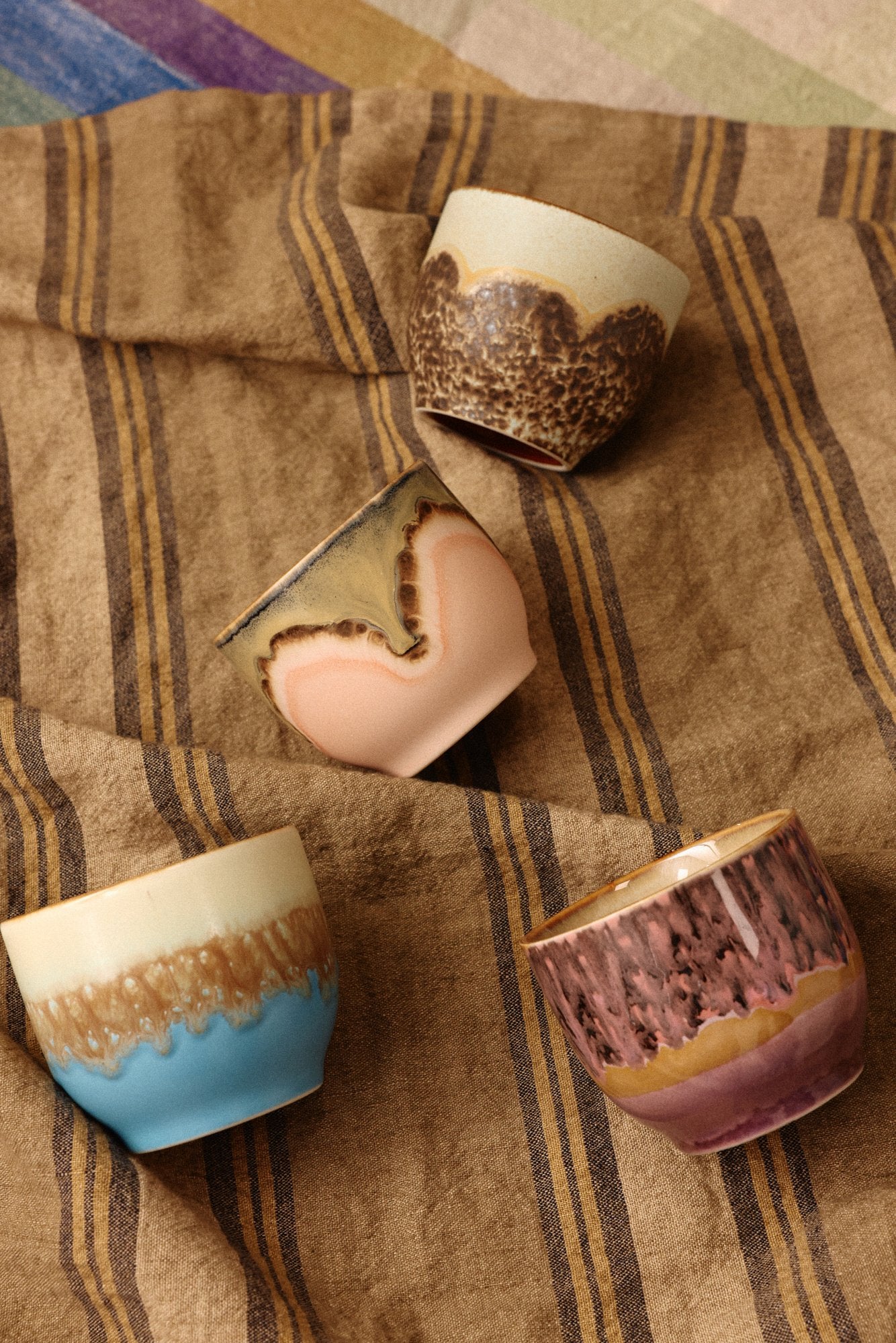 HK Living | 70's servies koffiemok Shell