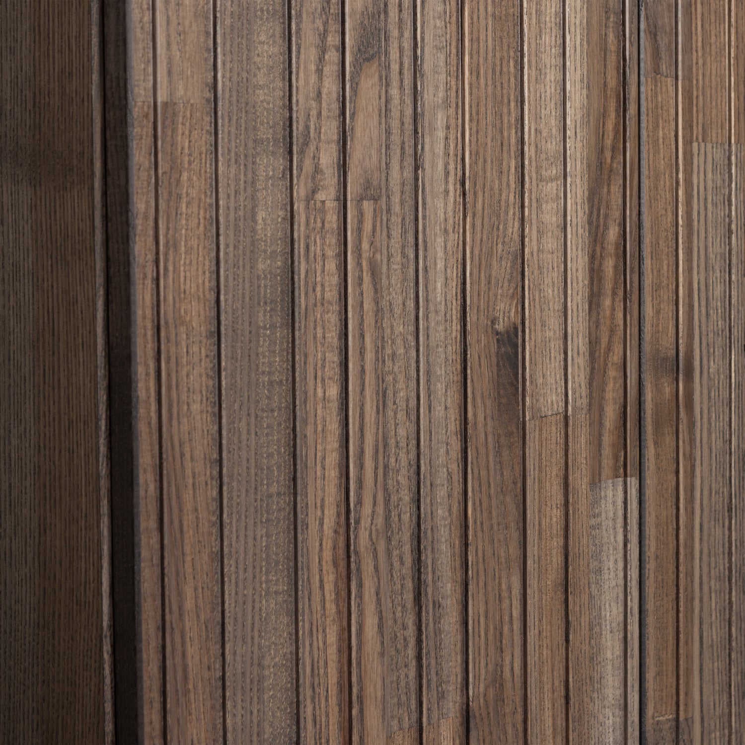 Woood | Hoge kast Gravure espresso