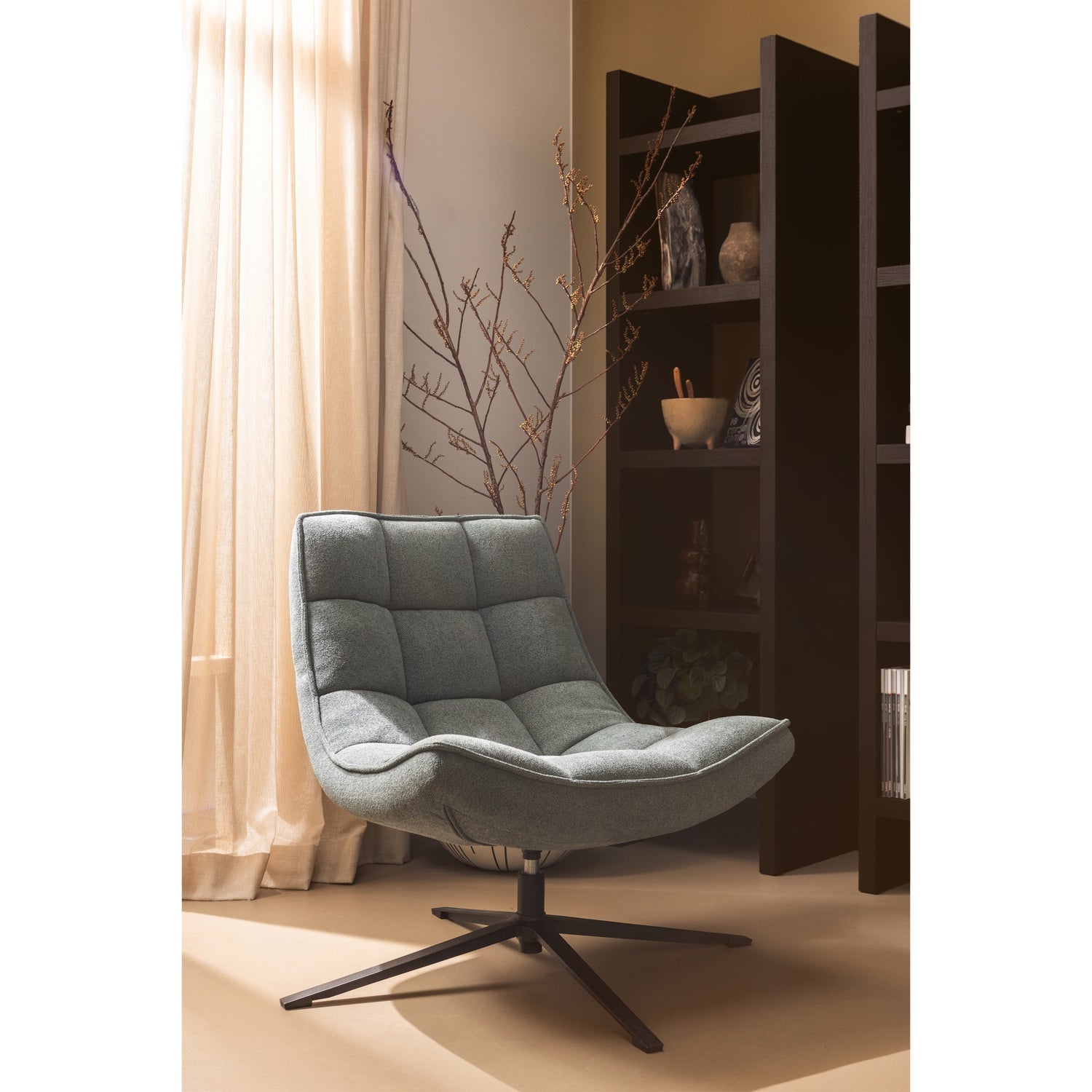 Woood | Draaifauteuil Maudi blauw