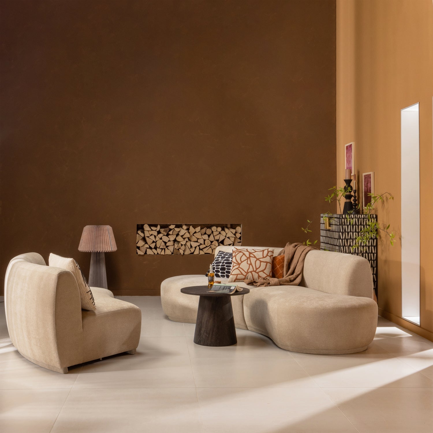 Woood | Salontafel rond Maan 80cm donkerbruin