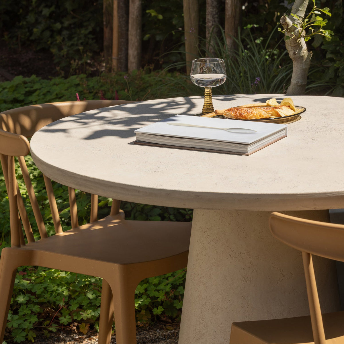 Woood | Tuinstoel Bliss met spijlen karamel melange (set van 2)