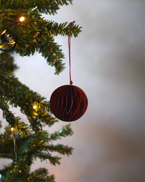 Storefactory | Ronde kersthanger rood 6cm