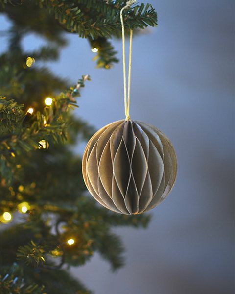 Storefactory | Ronde kersthanger beige 8cm