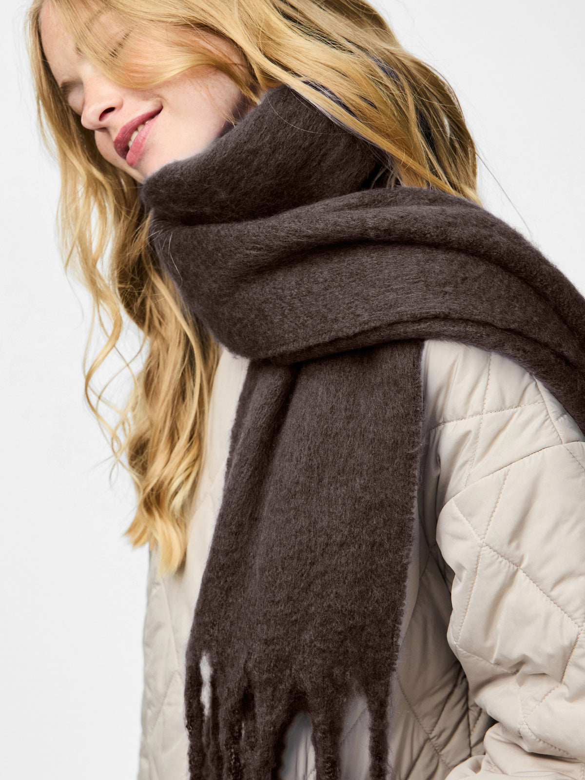 Pieces | Sjaal Nikita Hot fudge NOOS