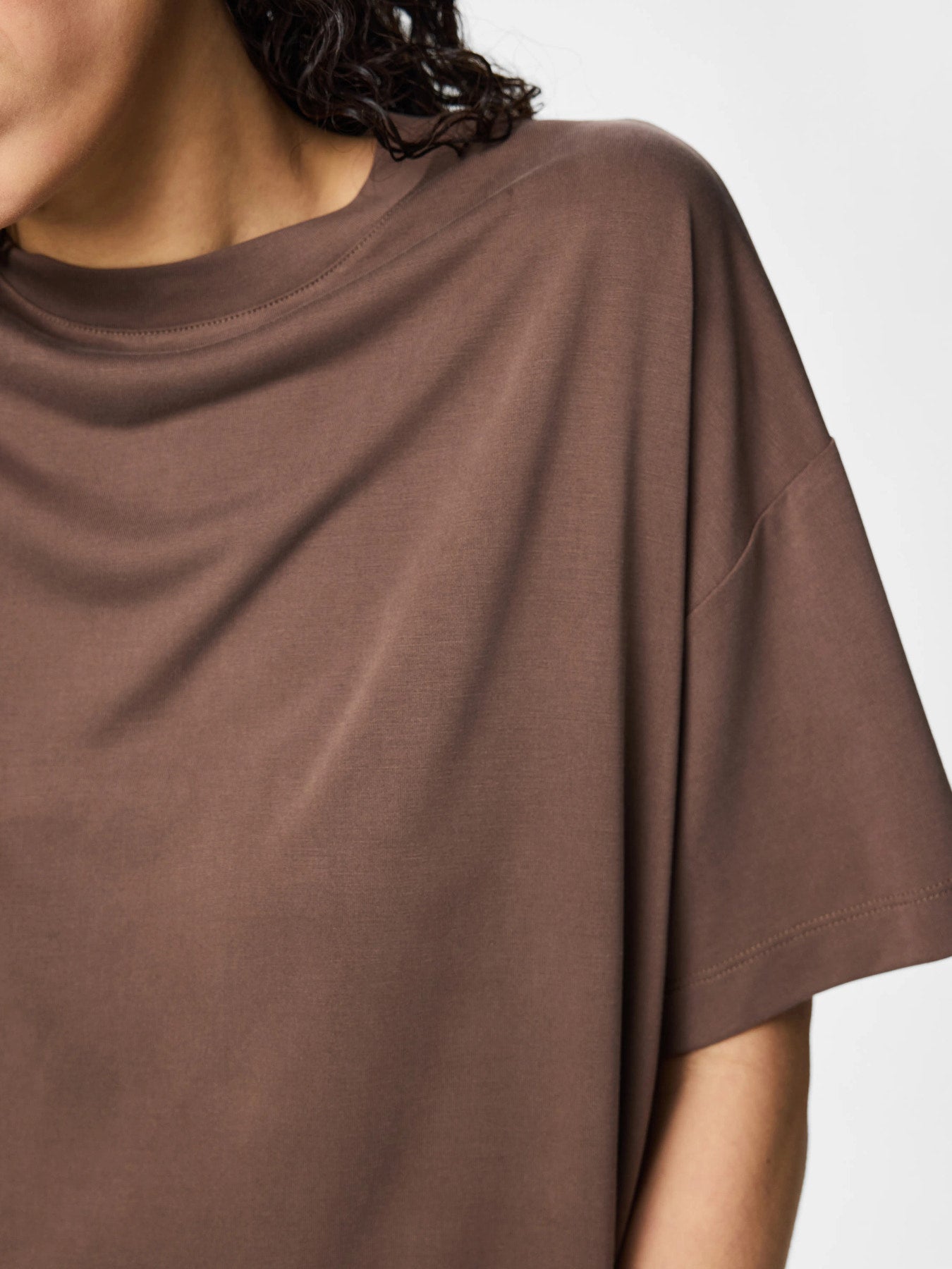 Pieces | Top Anora coffee quartz