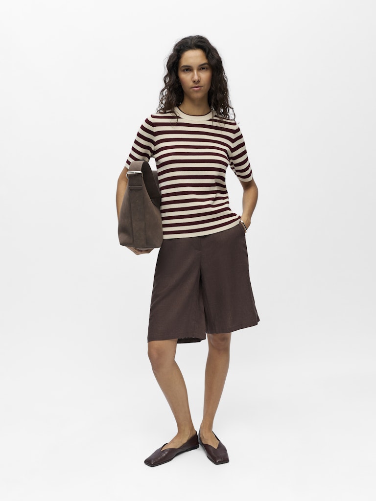 Object | Trui Ester New NOOS sandshell windsor wine
