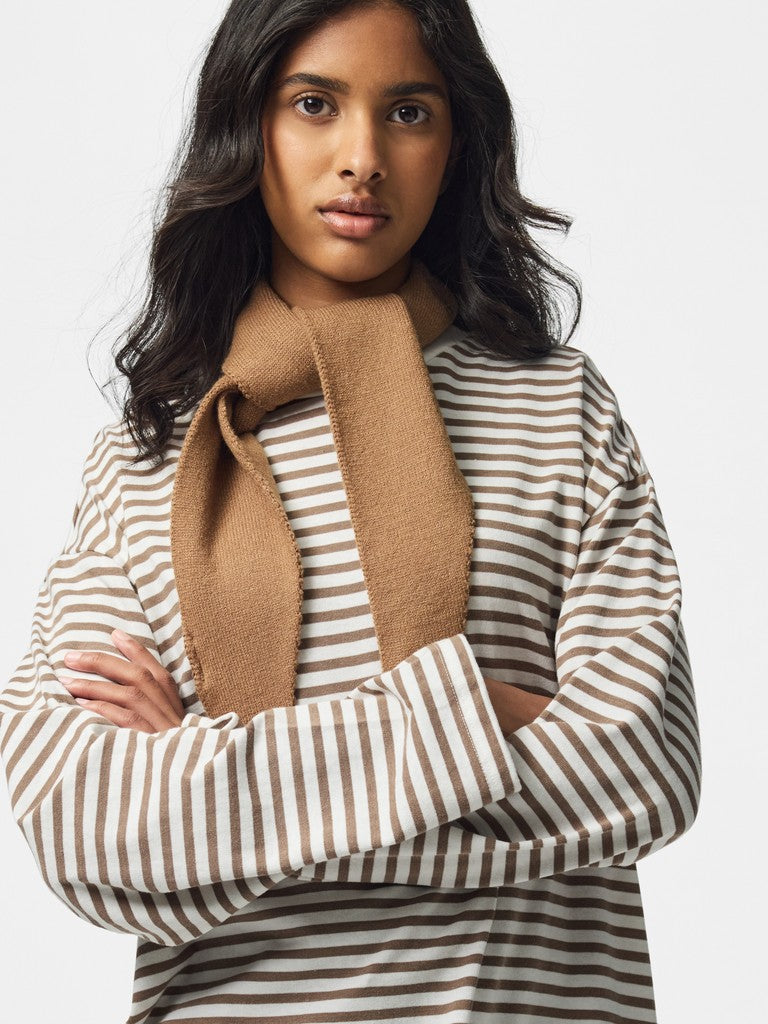 Pieces | Sjaaltje Komma Triangle toasted coconut NOOS