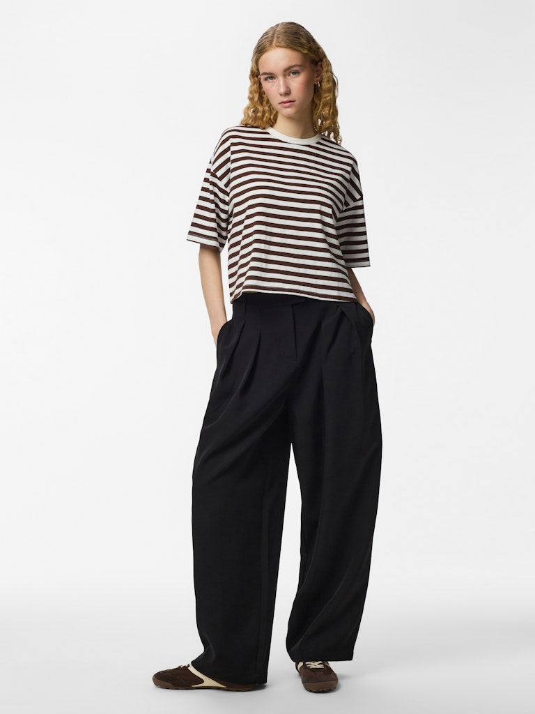 Pieces | T-Shirt Sadie chicory coffee cloud dancer NOOS