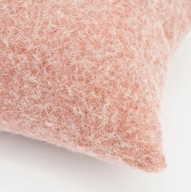 By Boo | Kussen Kelso pink.