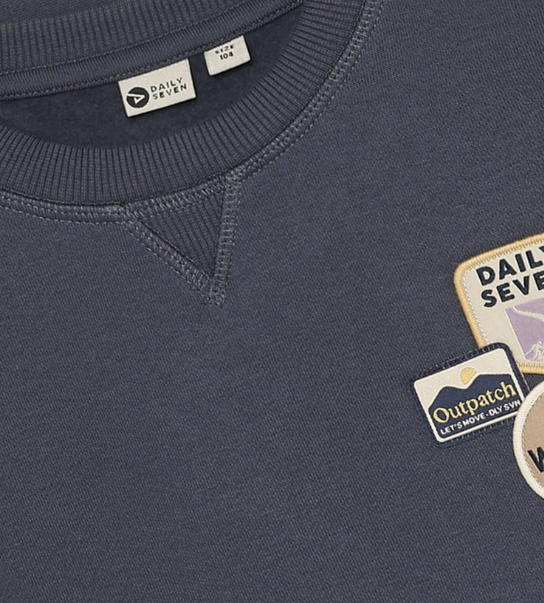 Daily7 | Sweater oversized badges odyssey gray