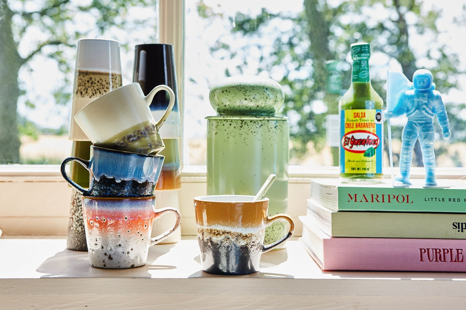 HK Living | 70's servies americanokopje Fire