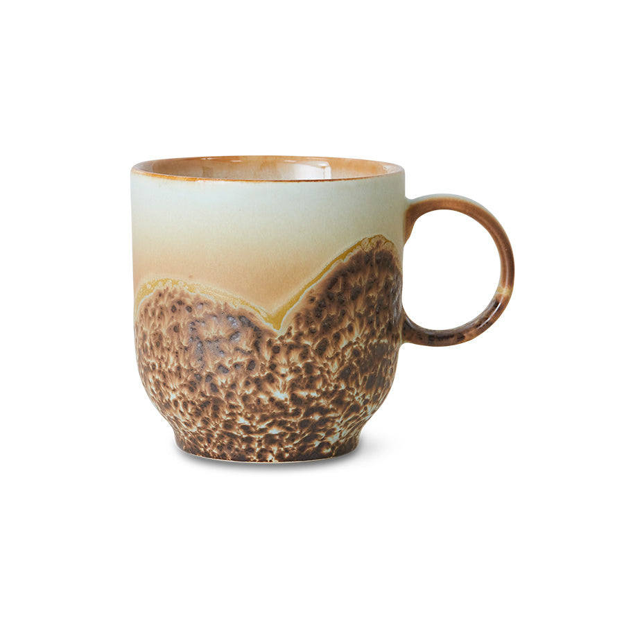 HK Living | 70's servies koffiemok met oor shell