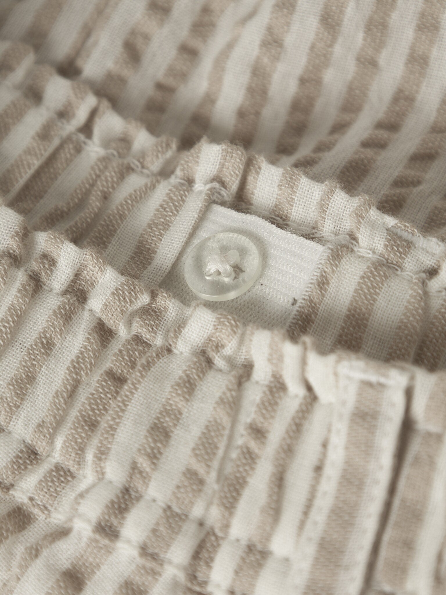 Lil Atelier | Short Fausto coconut feather