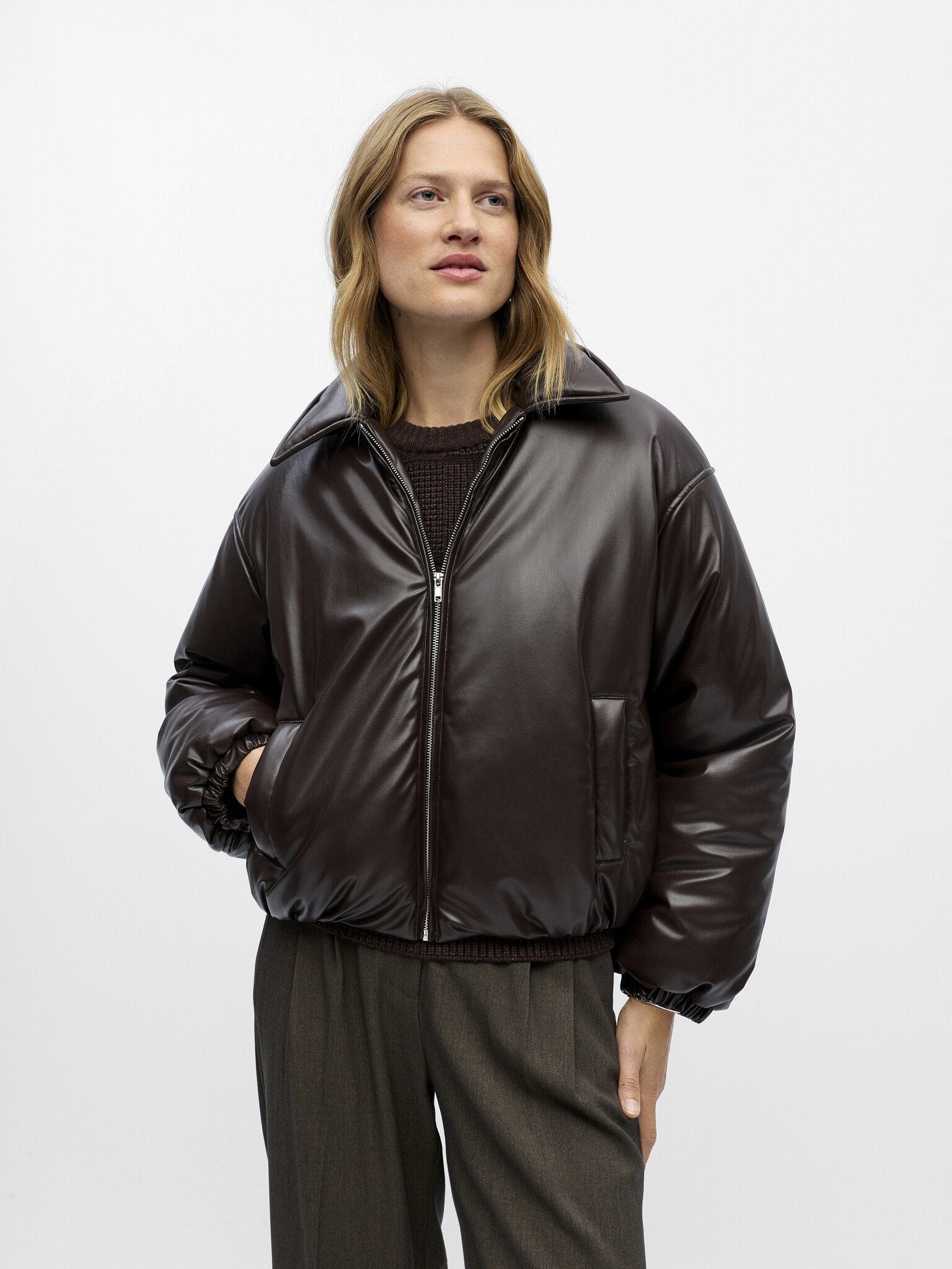 Object | Winterjas Cleo seal brown