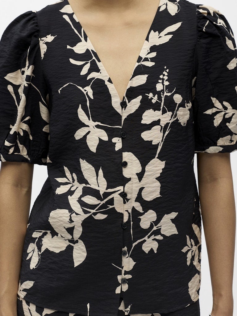 Object | Blouse Jacira black NOOS