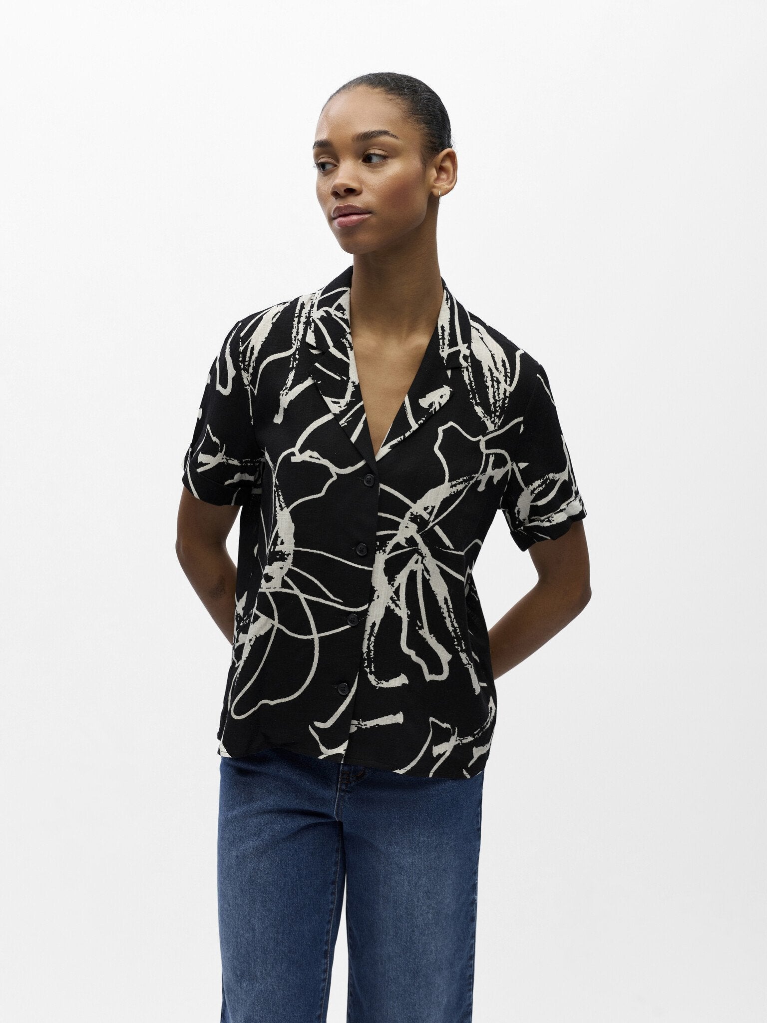 Object | Top Sanne black sandshell