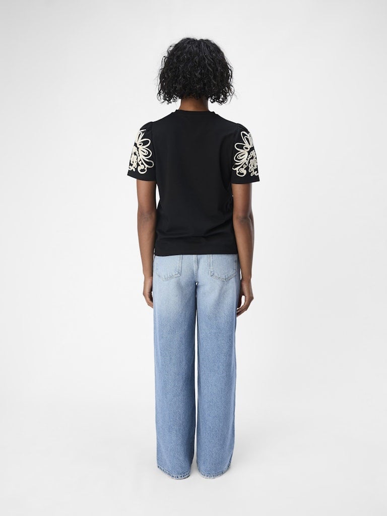 Object | Top Caroline Joana black