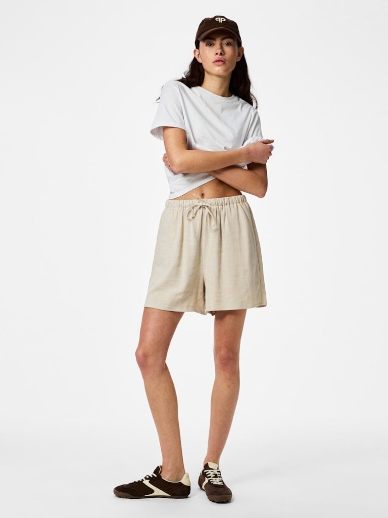 Pieces | Short Vinsty silver lining